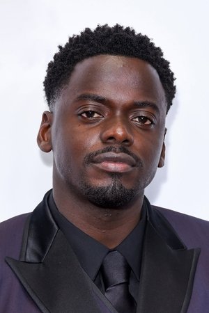 Daniel Kaluuya headshot