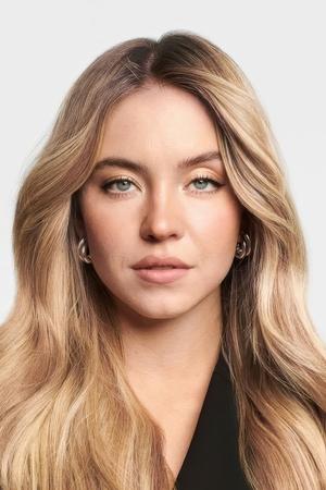 Sydney Sweeney headshot